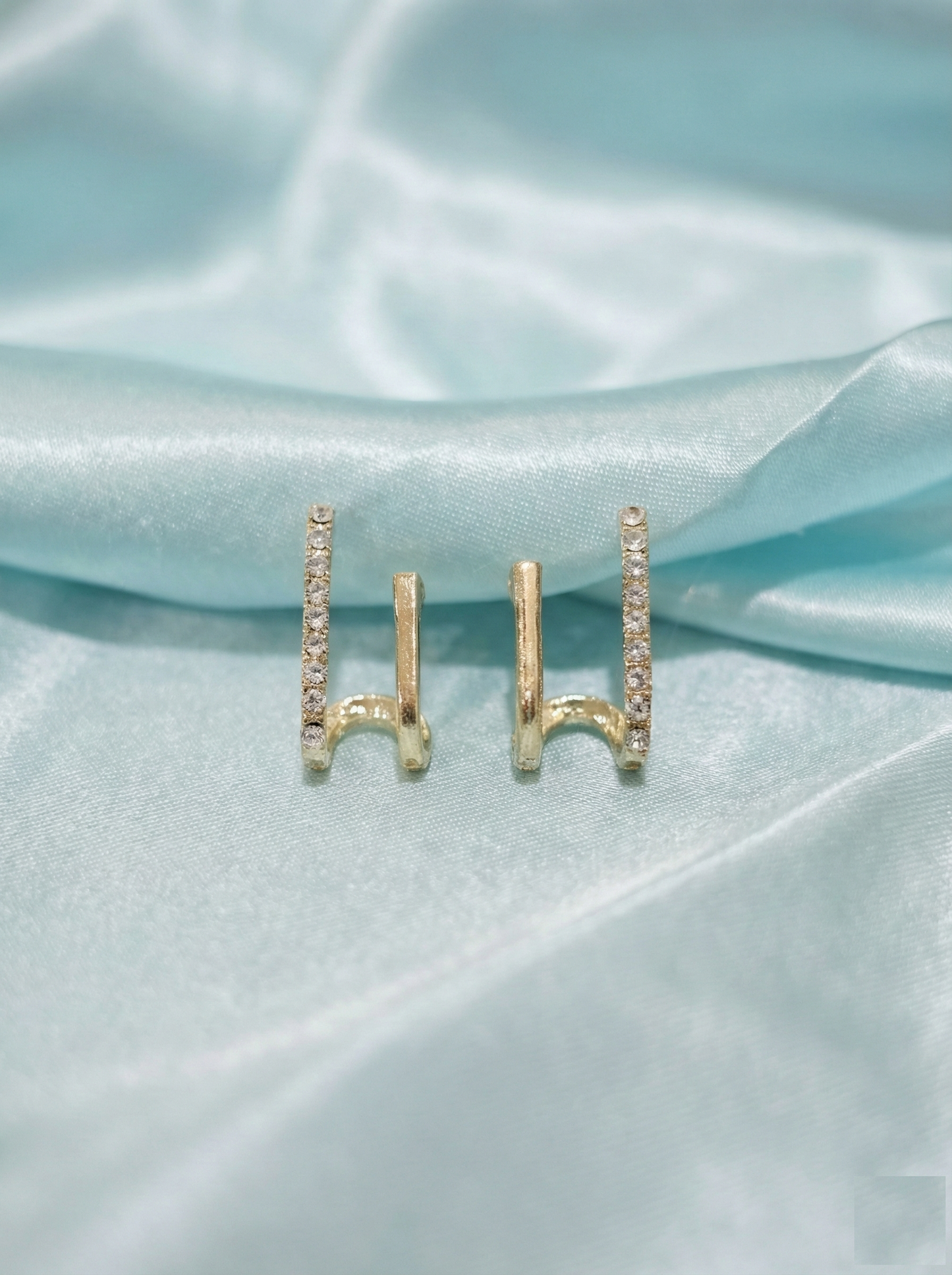 Dual Bar CZ Studs