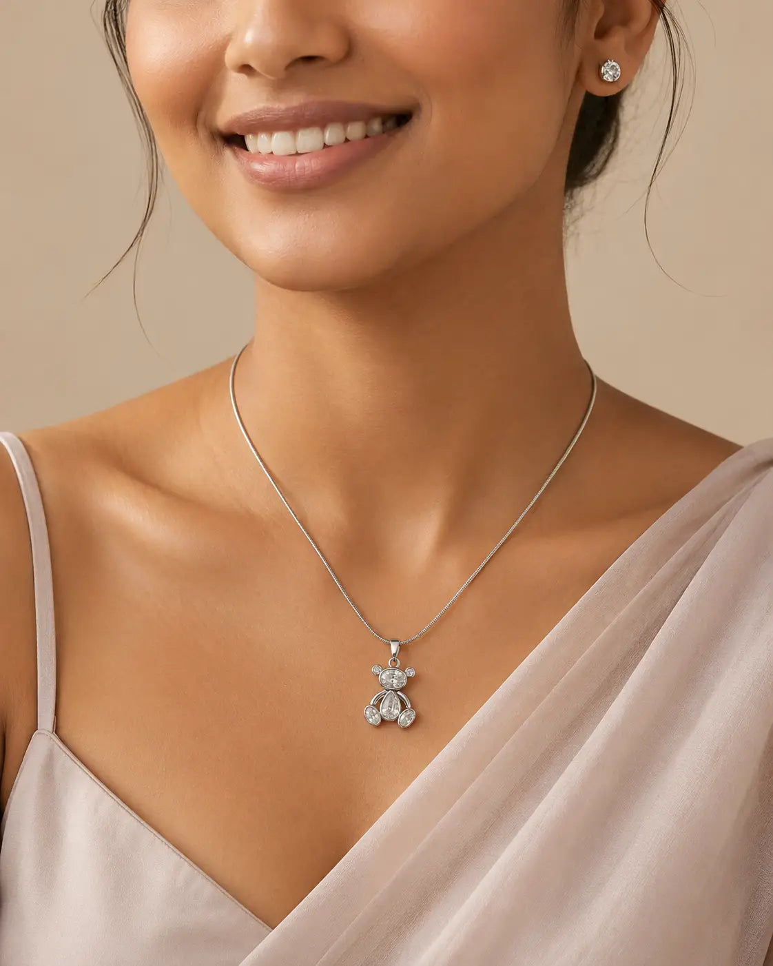 Teddy Luxe Pendant - Crystal Clear
