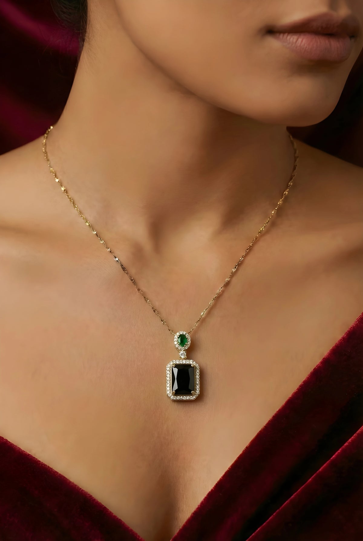 Verde Royale Pendant
